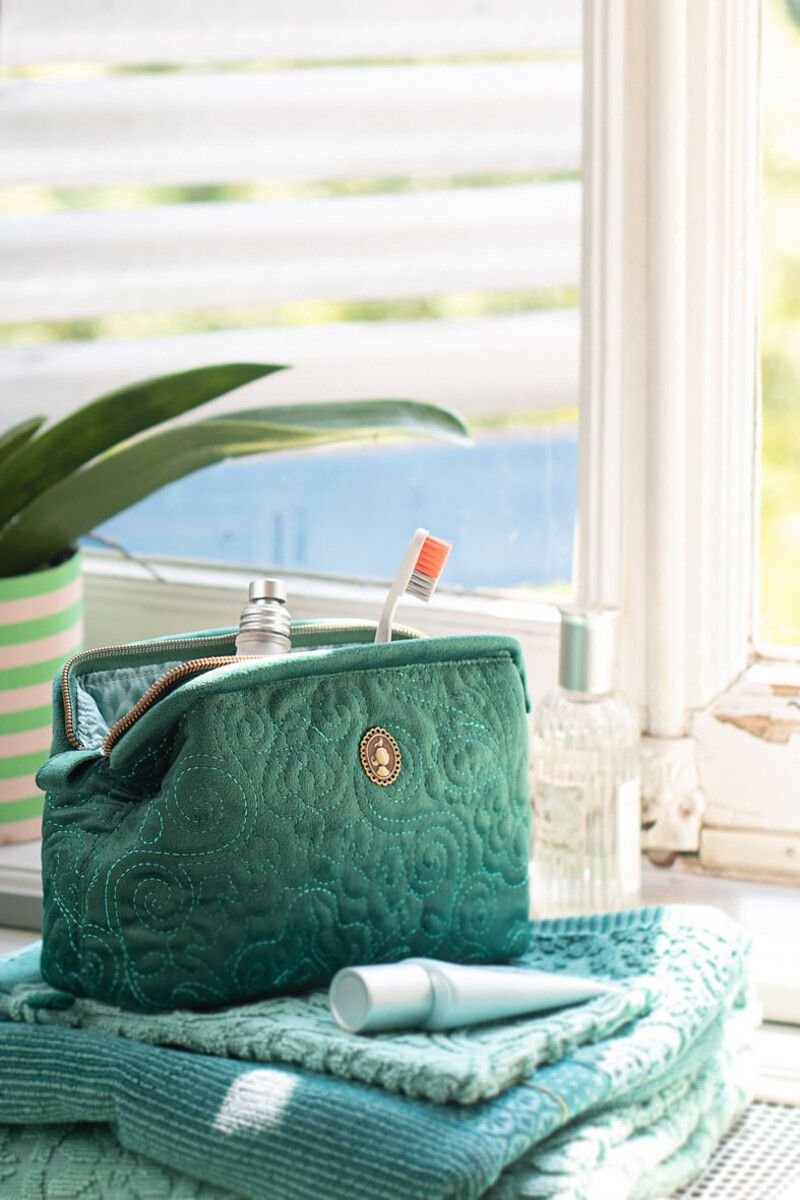 Beauty Case Velvet Quilted